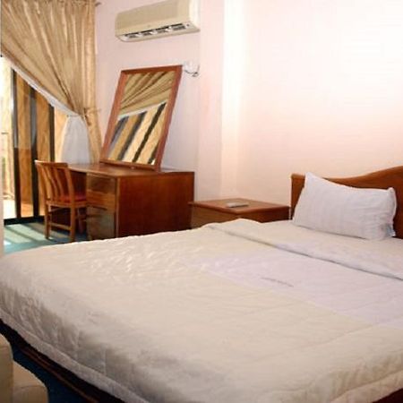 Royal Marble Hotel Benin Luaran gambar